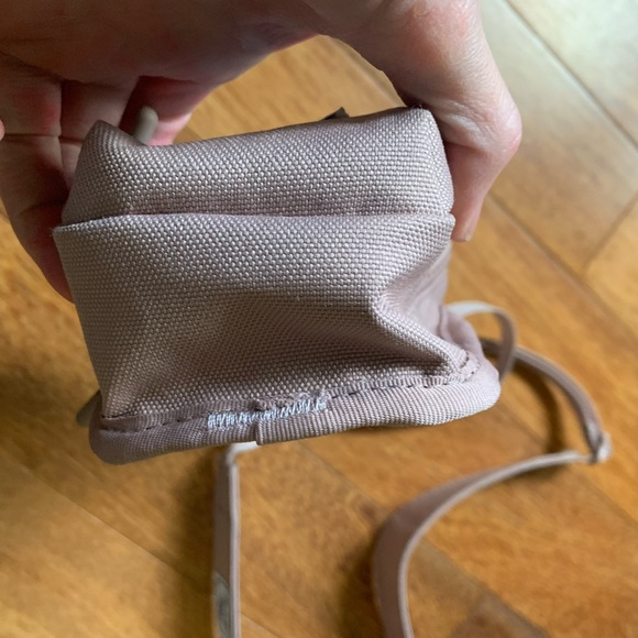 Herschel Mini Hip Belt or Crossbody Bag - Picture 4 of 8